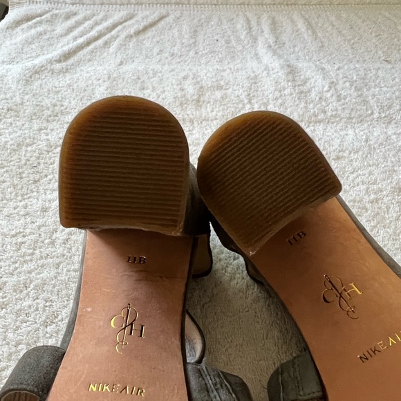 COLE HAAN CHELSEA SUEDE T-STRAP SANDAL MULTICOLOR SUEDE Heels Size 11 - Picture 2 of 12